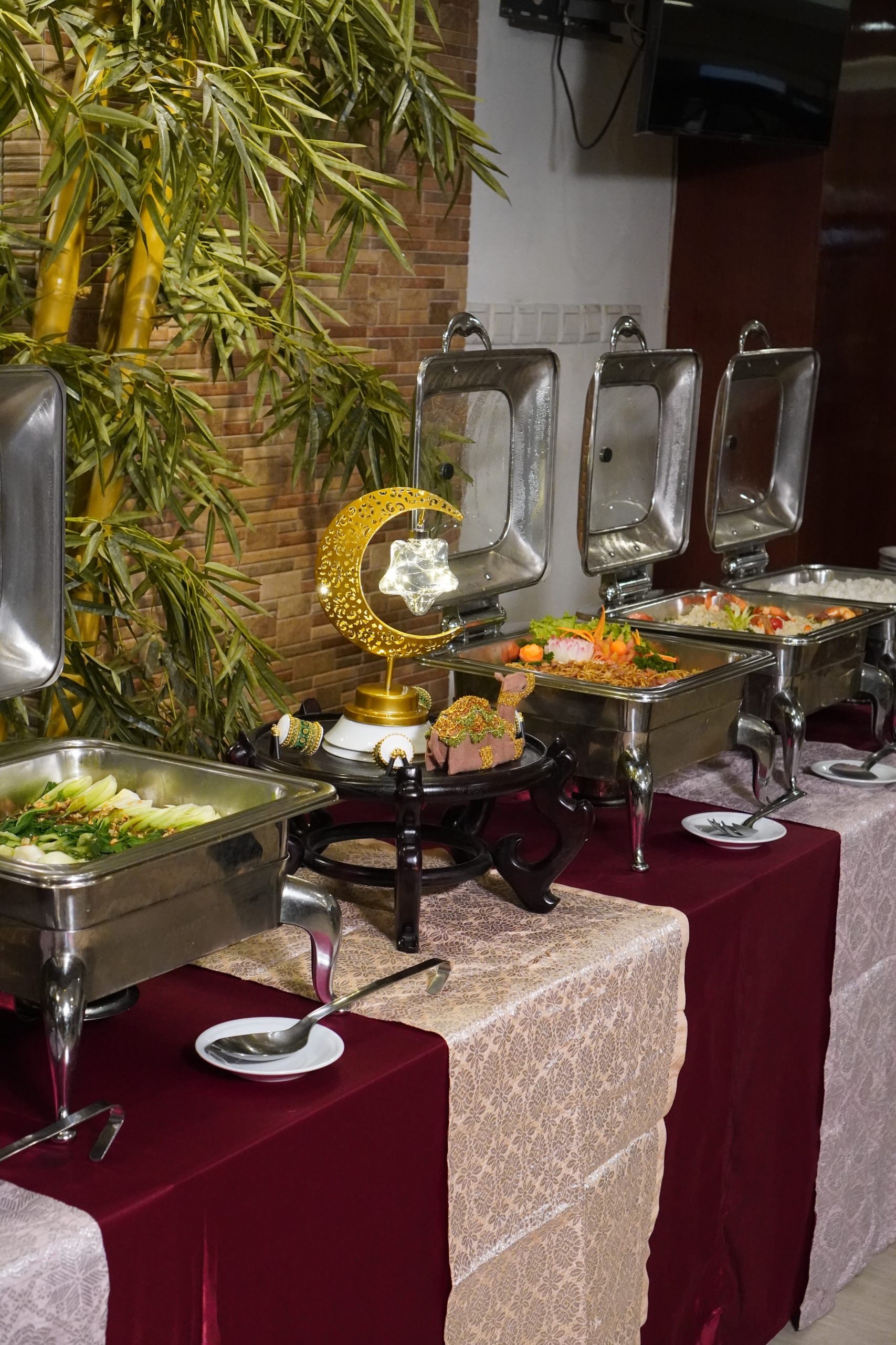 rekomendasi terbaik tempat bukber berkesan di hotel jakarta pusat 2025