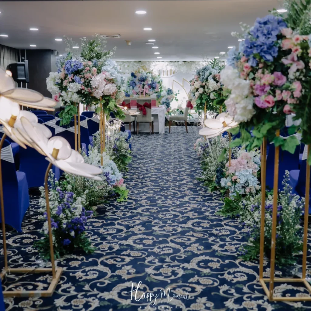 5 langkah praktis merencanakan pernikahan di hotel. Selain itu merekomendasikan paket wedding mulai Rp23,5 juta dari sofyan hotel